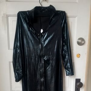 Wetlook catsuit with buckle neck